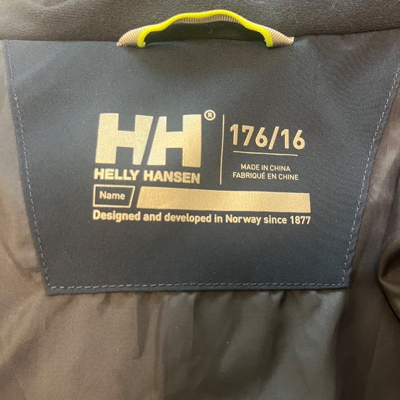 Big Boys Helly Hansen Matching Ski Coat And Pants - Picture 4 of 8